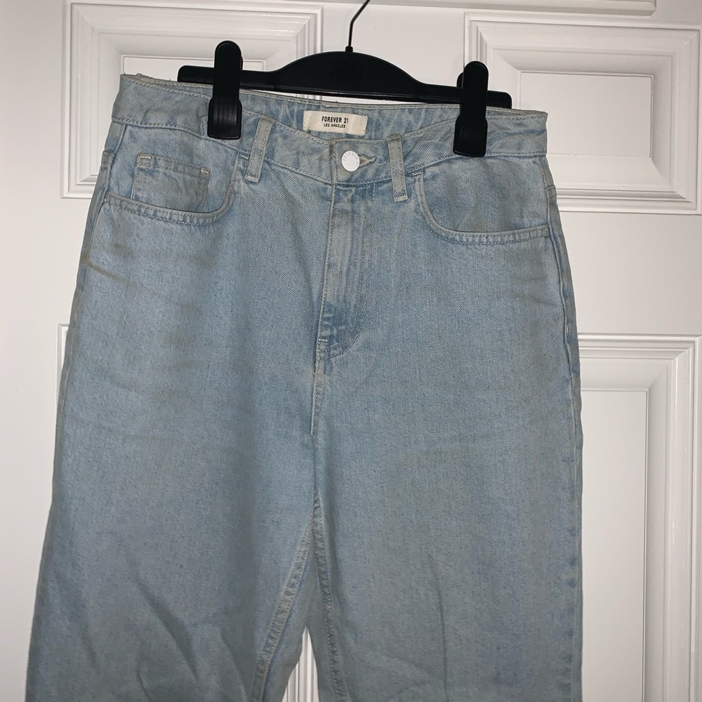 High waisted jeans